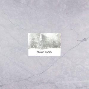 Distress Spray Stain - Metallic Brushed Pewter spray - Ranger - Scrap d'Enhaut